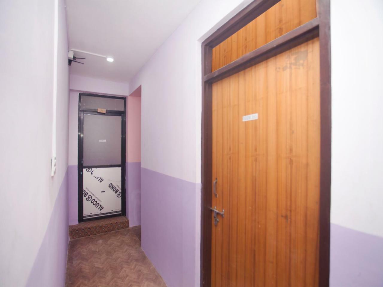Oyo 341 Hotel Kusum Kohinoore Tokha Экстерьер фото
